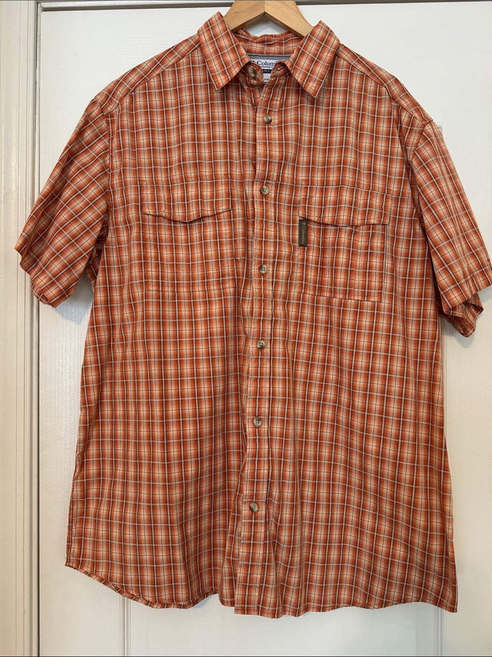Columbia Men’s Plaid Short Sleeve Button-Down Shirt